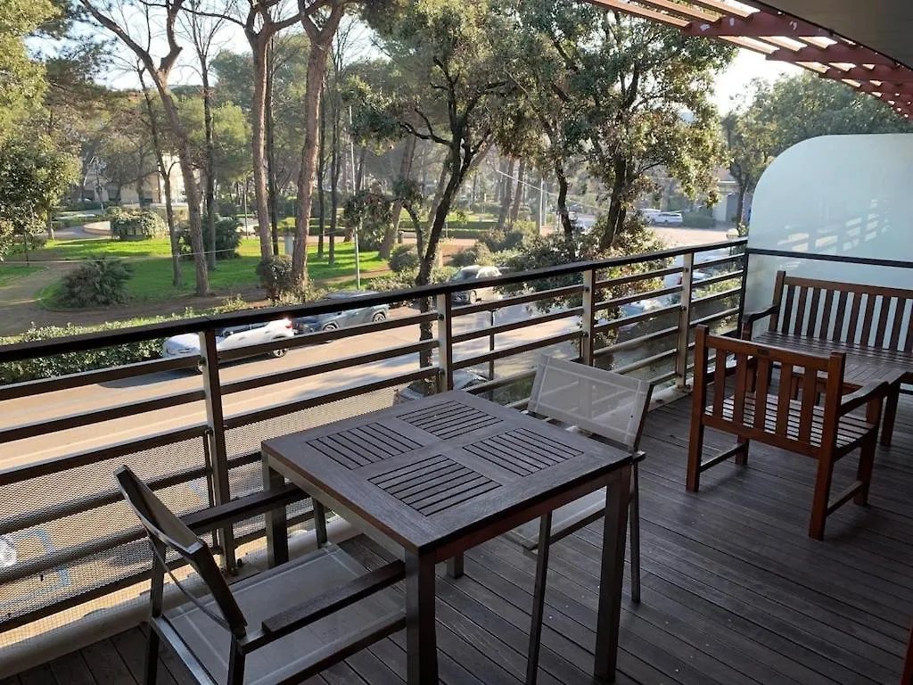 דירה רימיני Elegante Appartamento Nel Parco Del Mare A Marina Centro איטליה