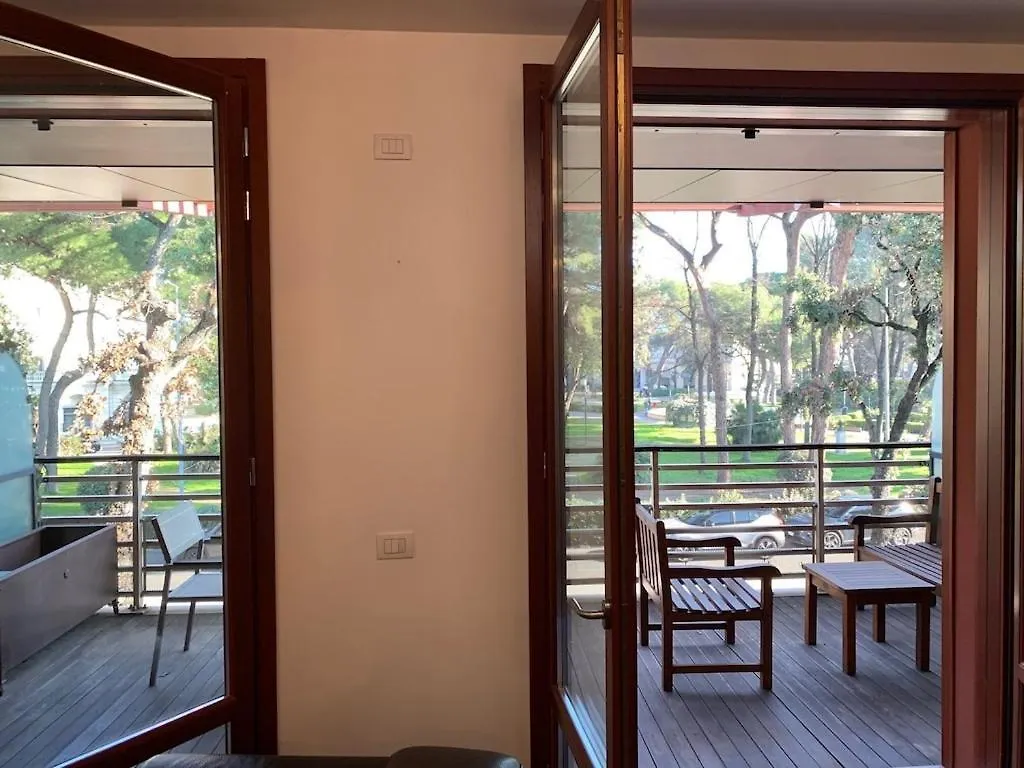 רימיני Elegante Appartamento Nel Parco Del Mare A Marina Centro 0*,